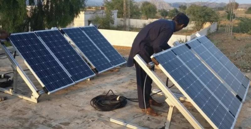 Pakistan Witnesses Decline in Solar Panel Prices Amid Rising Demand